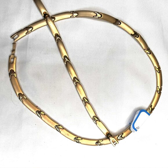 Luxury French Designer Gold-Plated Necklace & Bracelet Set, Signed, Late 1990s - Picture 3 of 14